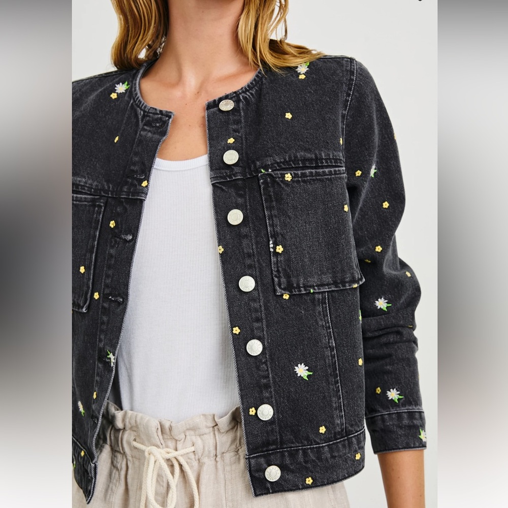 NWT Rails Lido Black Denim/Jean Jacket with Floral Embroidery - XS - Picture 2 of 7